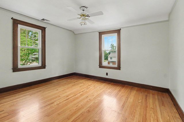 35229 Atlas Street, Romulus, MI 48174