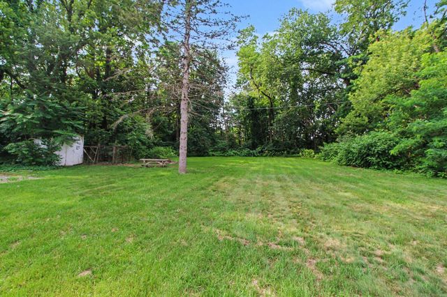 35229 Atlas Street, Romulus, MI 48174