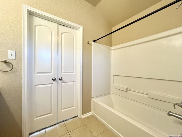 5442 Sunlit Brook, San Antonio, TX 78240