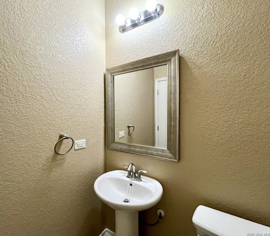 5442 Sunlit Brook, San Antonio, TX 78240