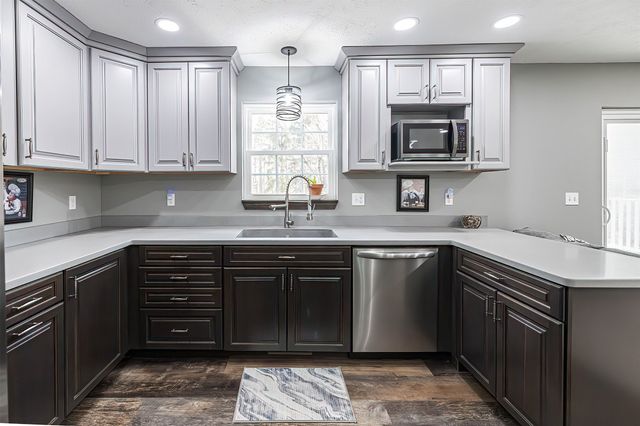 6062 GRUBB Road, Erie, PA 16506