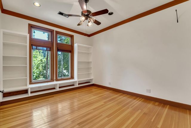 683 Stewart Rd, Yuba City, CA 95991