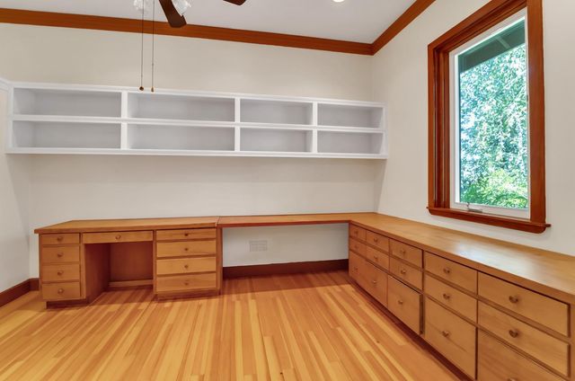 683 Stewart Rd, Yuba City, CA 95991