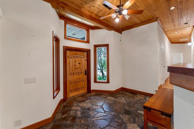 683 Stewart Rd, Yuba City, CA 95991