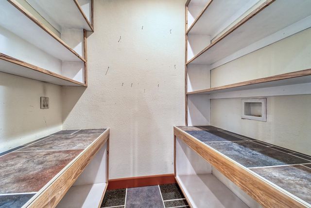 683 Stewart Rd, Yuba City, CA 95991