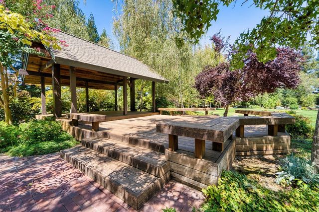 683 Stewart Rd, Yuba City, CA 95991