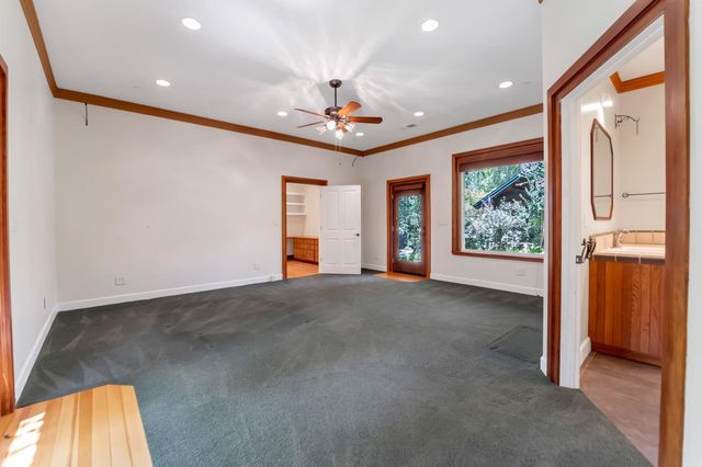 683 Stewart Rd, Yuba City, CA 95991