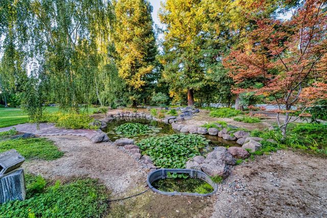 683 Stewart Rd, Yuba City, CA 95991