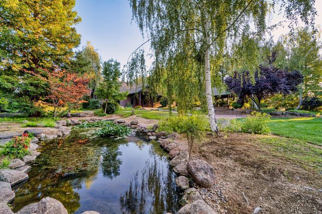 683 Stewart Rd, Yuba City, CA 95991