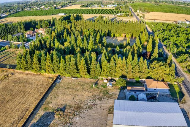 683 Stewart Rd, Yuba City, CA 95991