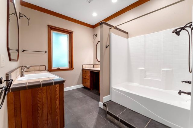 683 Stewart Rd, Yuba City, CA 95991