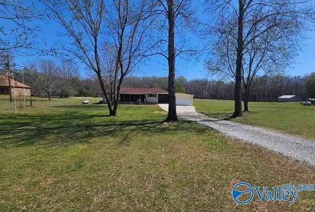 345 Luke Hicks Road, Hazel Green, AL 35750