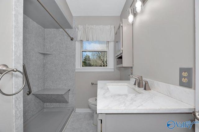 345 Luke Hicks Road, Hazel Green, AL 35750