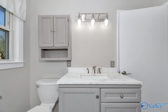 345 Luke Hicks Road, Hazel Green, AL 35750