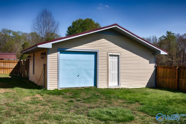 345 Luke Hicks Road, Hazel Green, AL 35750
