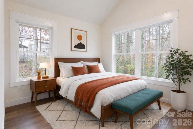 1006 Padgett Place, Black Mountain, NC 28711