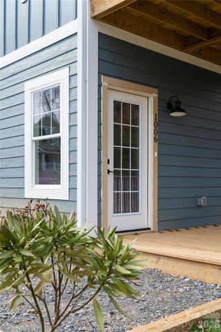 1006 Padgett Place, Black Mountain, NC 28711