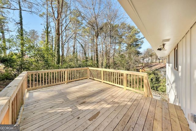 2564 Timberly Drive SE, Marietta, GA 30060
