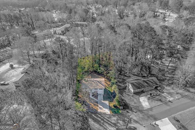 2564 Timberly Drive SE, Marietta, GA 30060