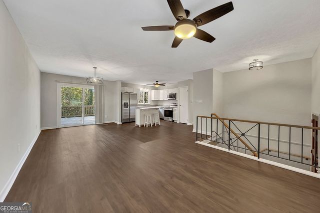 2564 Timberly Drive SE, Marietta, GA 30060