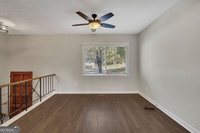 2564 Timberly Drive SE, Marietta, GA 30060