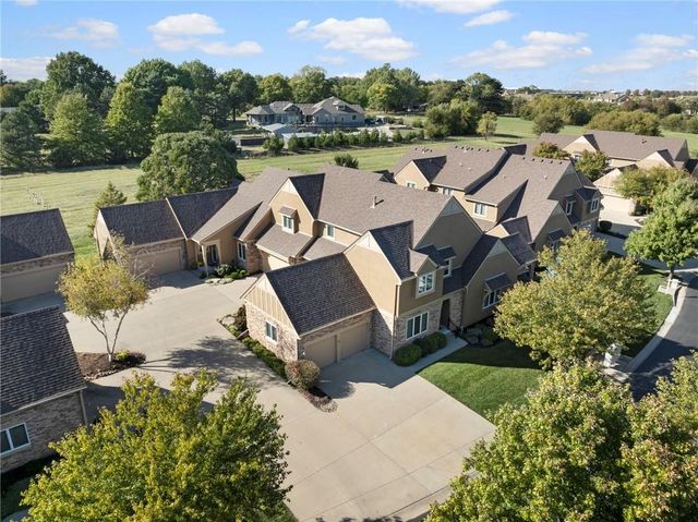 13942 S Summit Street, Olathe, KS 66062