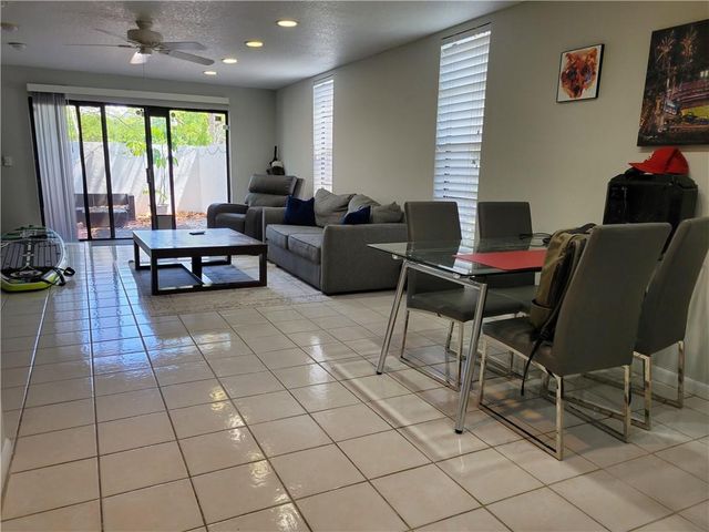599 NE 7th Avenue, Fort Lauderdale, FL 33301