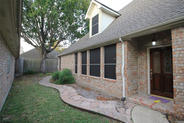 3907 Princeton Park Court, Pasadena, TX 77058