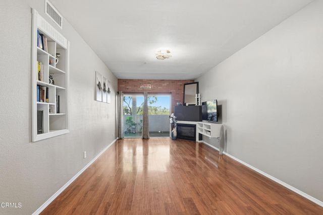 2728 Borchard Road, Thousand Oaks, CA 91320