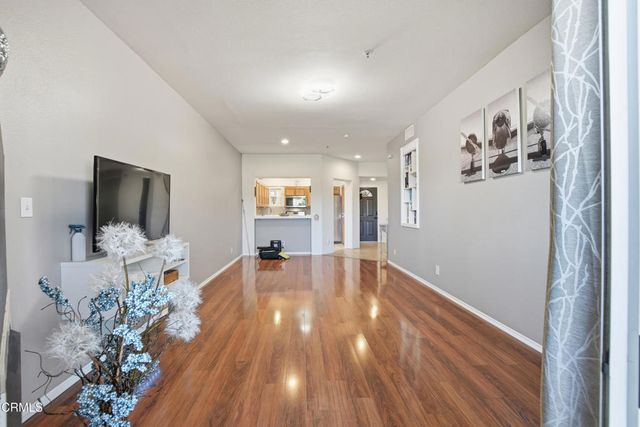 2728 Borchard Road, Thousand Oaks, CA 91320