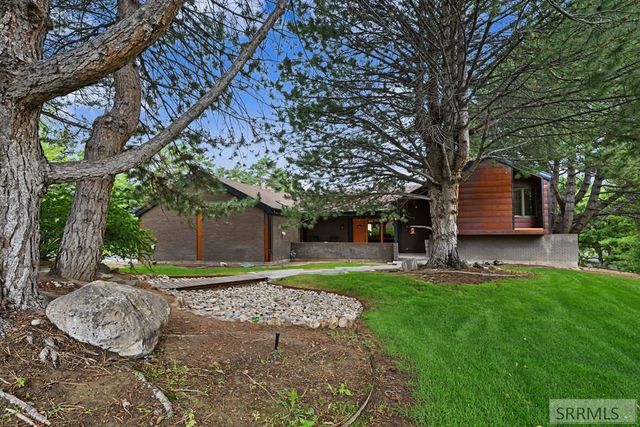 5620 S Marbrisa Lane, Idaho Falls, ID 83406