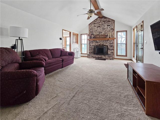 1206 Cambridge Drive, Warrensburg, MO 64093