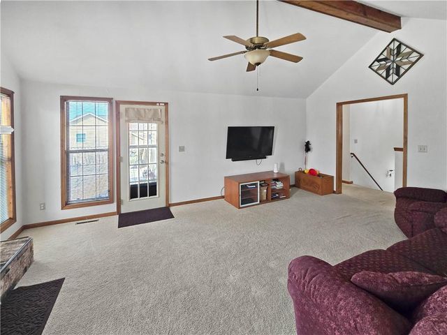 1206 Cambridge Drive, Warrensburg, MO 64093