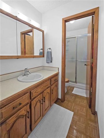 1206 Cambridge Drive, Warrensburg, MO 64093