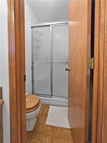 1206 Cambridge Drive, Warrensburg, MO 64093