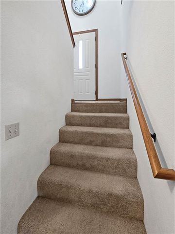 1206 Cambridge Drive, Warrensburg, MO 64093