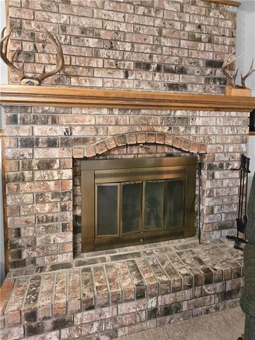 1206 Cambridge Drive, Warrensburg, MO 64093