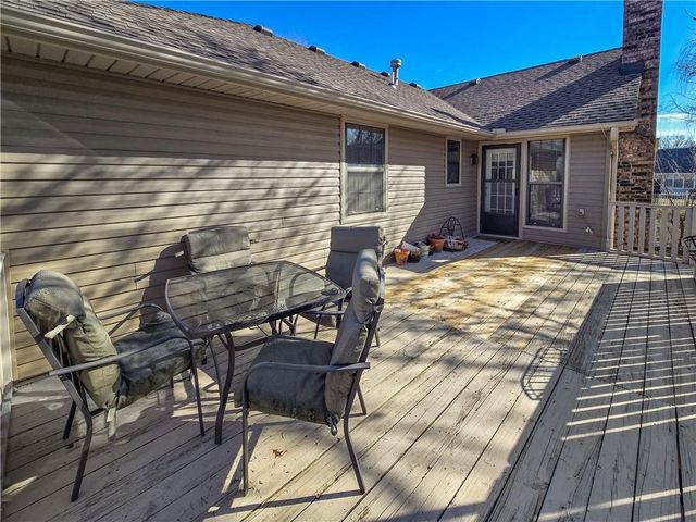 1206 Cambridge Drive, Warrensburg, MO 64093