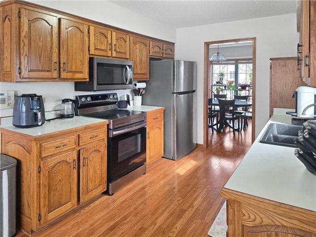 1206 Cambridge Drive, Warrensburg, MO 64093