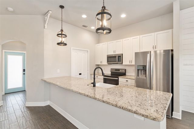 2556 SW 118TH TERRACE, Gainesville, FL 32608