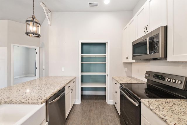 2556 SW 118TH TERRACE, Gainesville, FL 32608