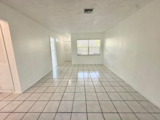 7643 NW 74th Avenue 1-2, Tamarac, FL 33321
