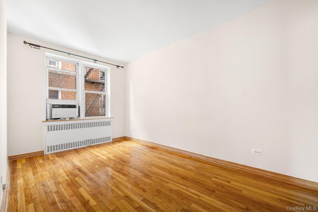 104-20 68 Drive A46, Forest Hills, NY 11375