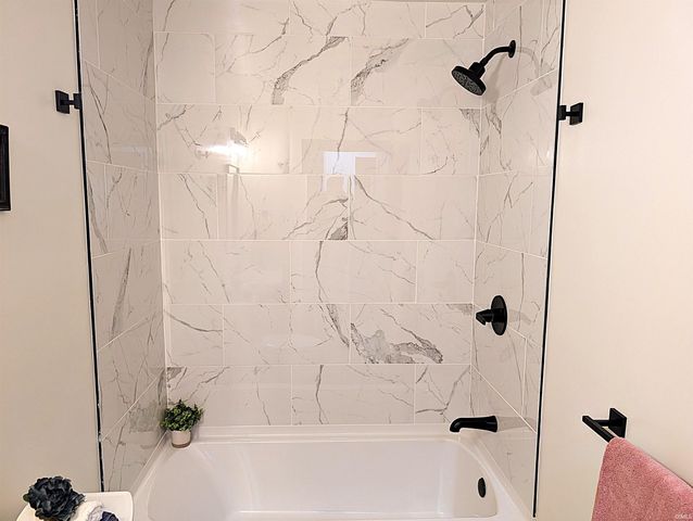 1307 Sunset Drive, Lafayette, IN 47905