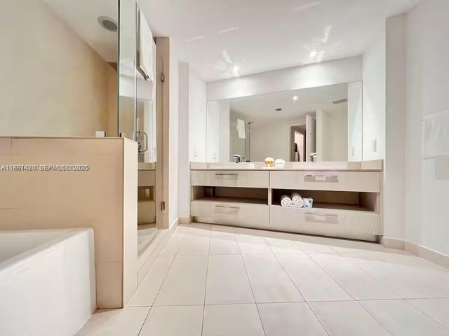 4111 S Ocean Drive 1801, Hollywood, FL 33019
