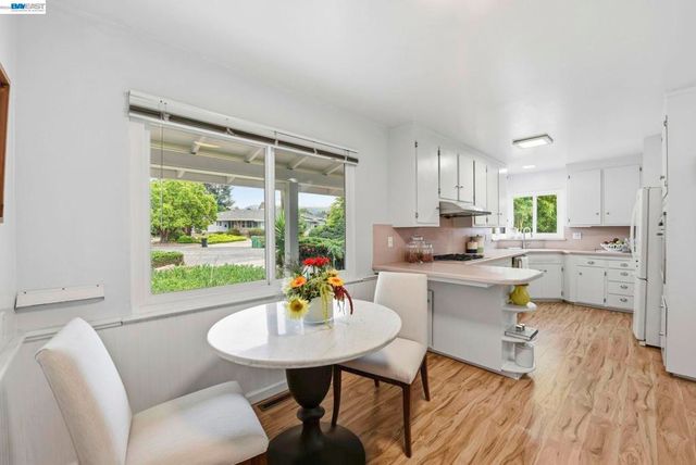 41531 Fordham Ct, Fremont, CA 94539