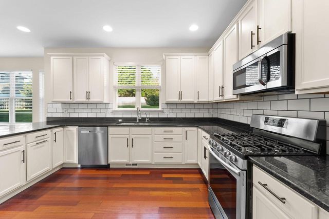 2045 Meagans WAY, Twin Lakes, WI 53181