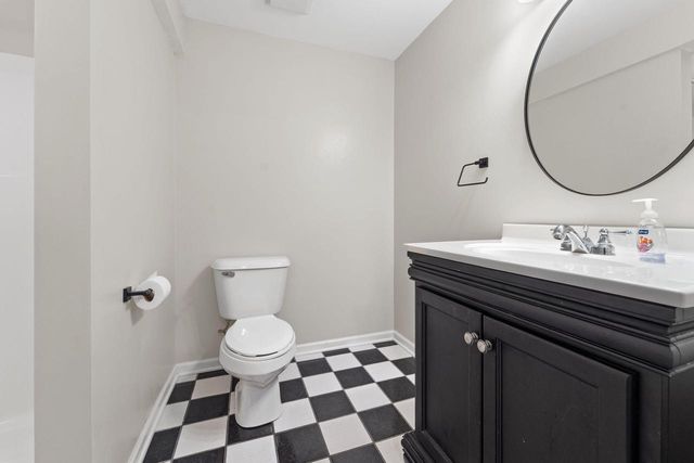 2045 Meagans WAY, Twin Lakes, WI 53181
