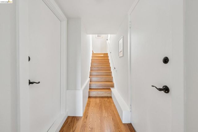 218 Cambridge Ave, Kensington, CA 94708