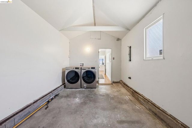 218 Cambridge Ave, Kensington, CA 94708